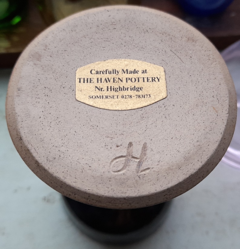 Haven Pottery crocus vase base